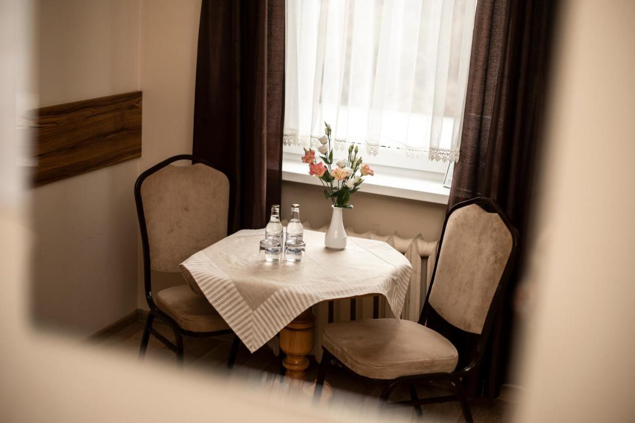 Hotel Huzar Gorzów Wielkopolski Kültér fotó